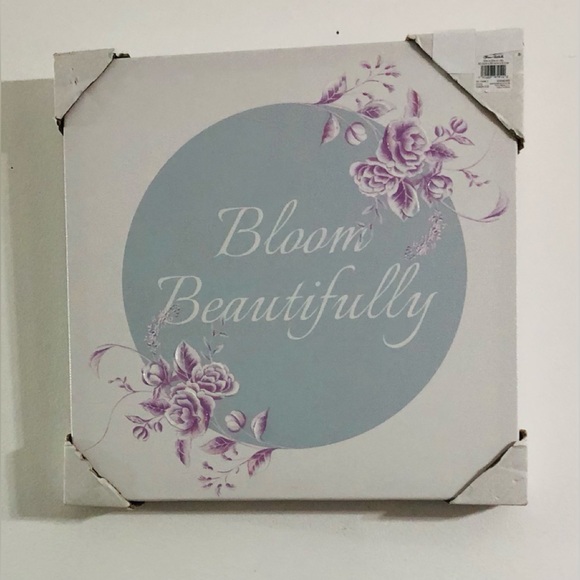 canvas wall art frame Bloom Beautifully roses graphics. 12in X 12in X 1.3in - Picture 1 of 3